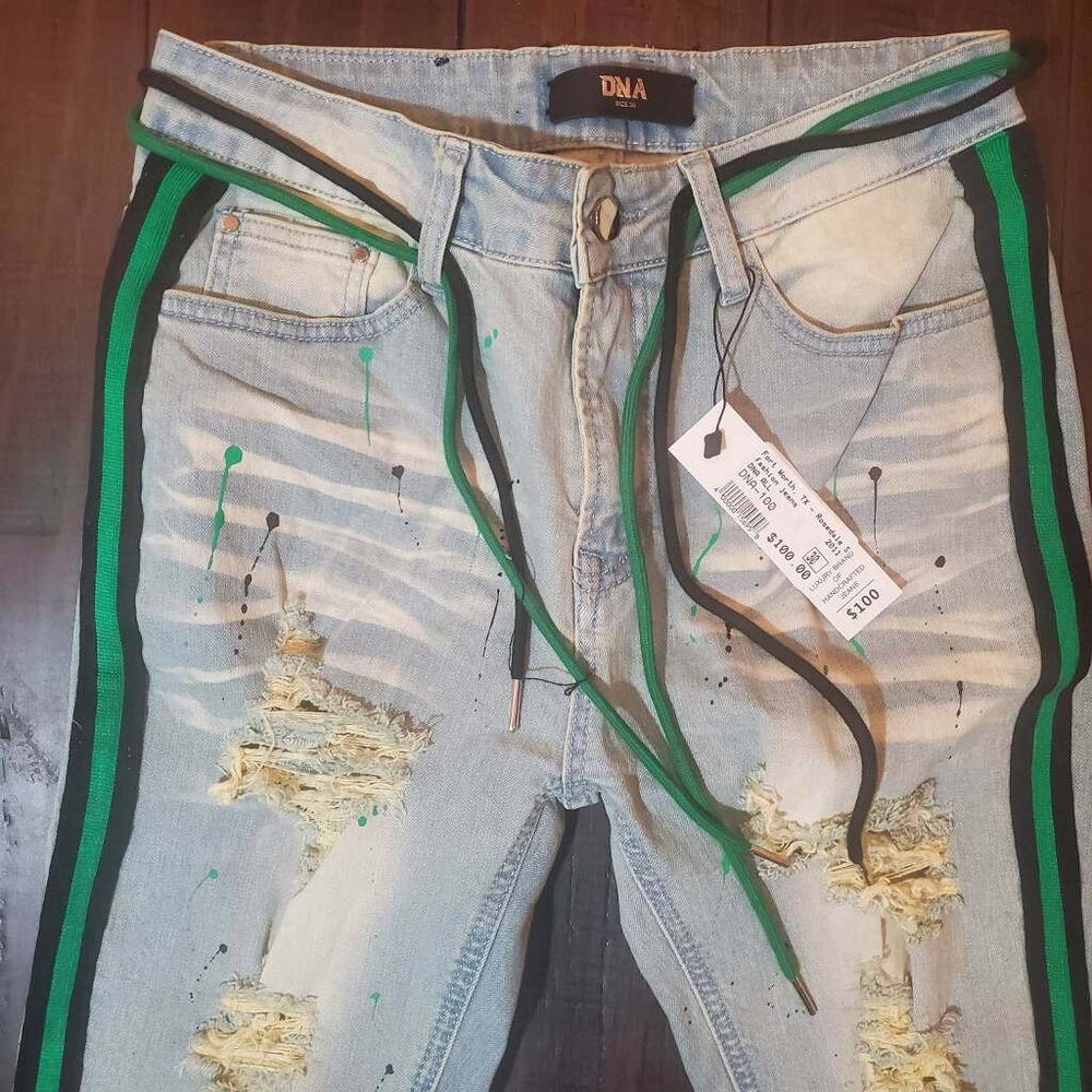 Jeans - Picture 3 of 3